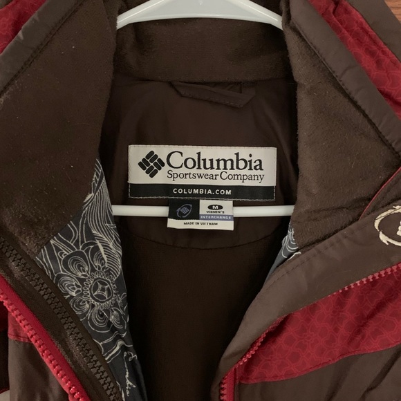 Women’s Columbia Ski Jacket and double coat - Picture 2 of 7